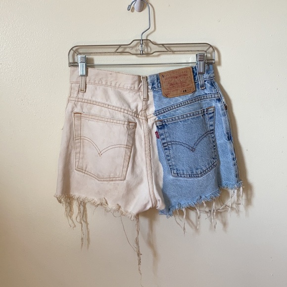 ❌SOLD❌Levi’s Vintage high waisted two tone shorts - Picture 4 of 7